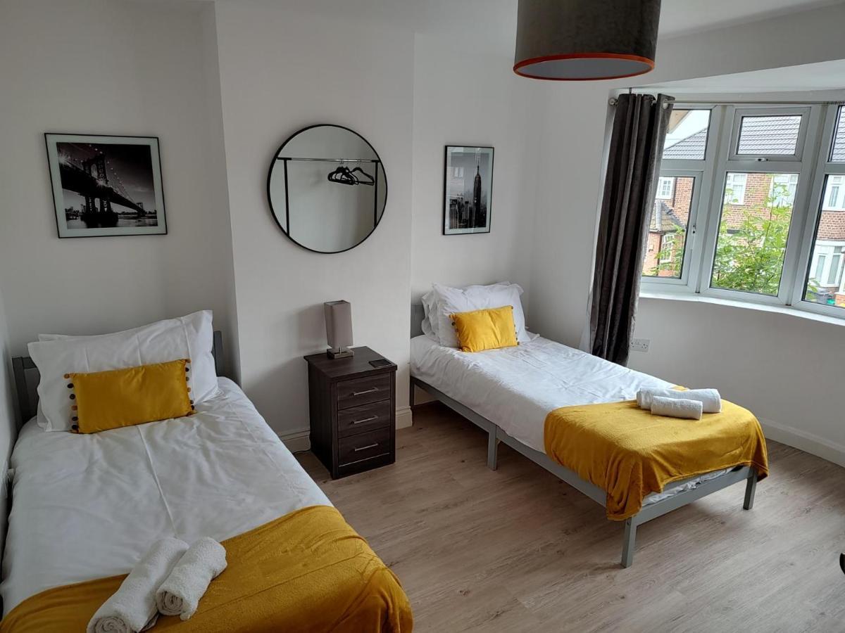 Wavertree Drive 3 Bed Contractor Home In Leicester Dış mekan fotoğraf