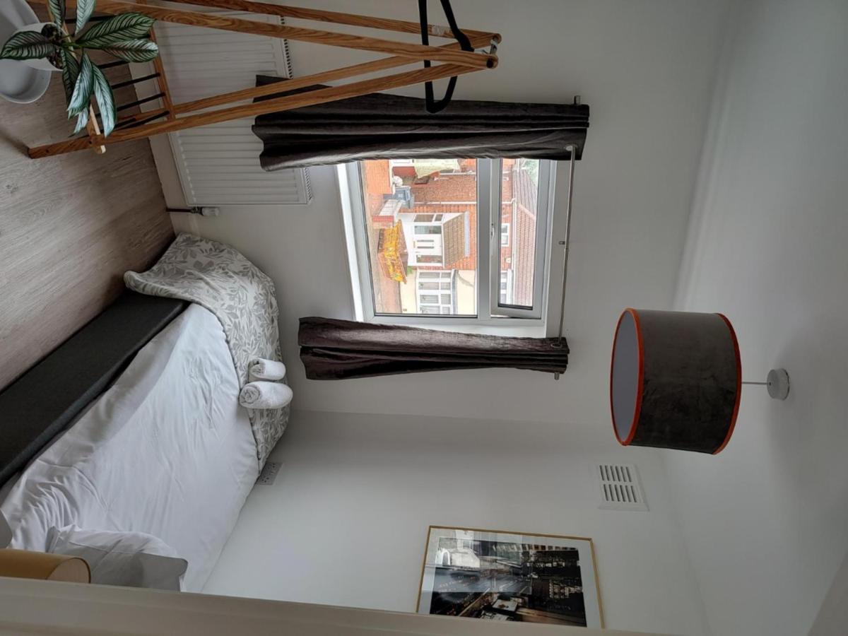 Wavertree Drive 3 Bed Contractor Home In Leicester Dış mekan fotoğraf