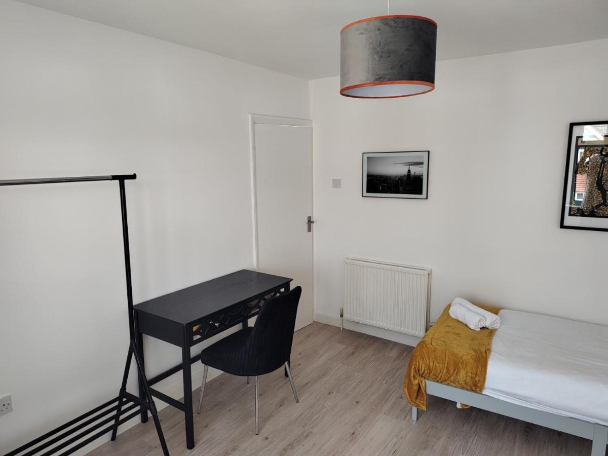 Wavertree Drive 3 Bed Contractor Home In Leicester Dış mekan fotoğraf