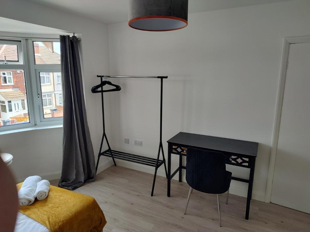 Wavertree Drive 3 Bed Contractor Home In Leicester Dış mekan fotoğraf